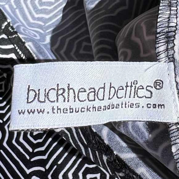 🌻NEW w/tags Buckhead Betties Straight Black & White Geometric Skirt Size Large - Picture 5 of 7